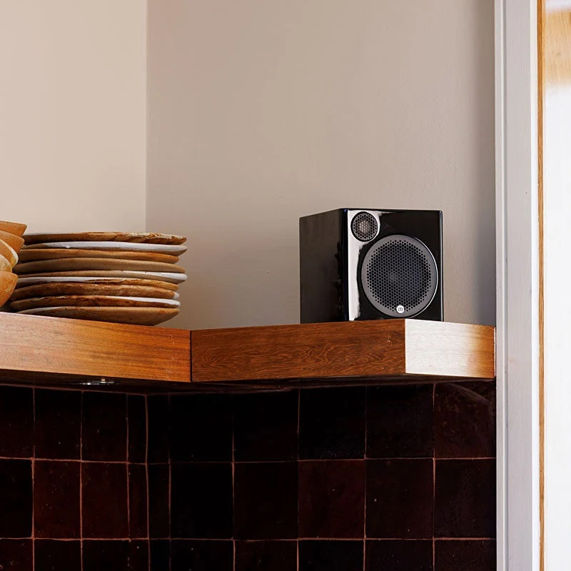 Monitor Audio Radius 1 4G satellithögtalare, pianosvart par