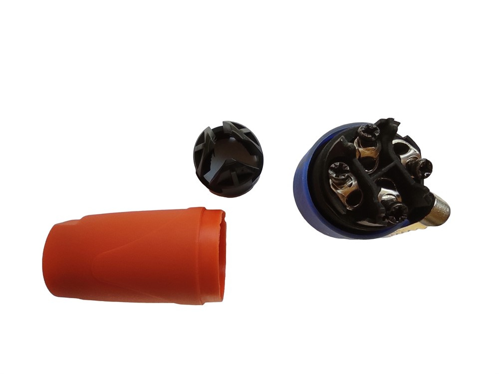 Monacor NCZZ-4FX SpeakON 4-polig kontakt till högtalare, styck