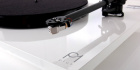 Rega Planar 1 Plus vinylspelare med Carbon MM-pickup & RIAA-steg, pianovit