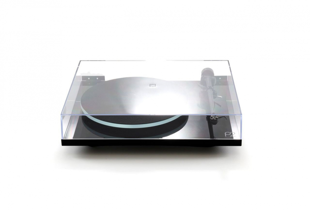 Rega Planar 2 vinylspelare med Nd3 MM-pickup, pianosvart