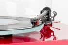 Rega Planar 2 vinylspelare med Nd3 MM-pickup, pianoröd Rega Planar 2 vinylspelare med Nd3 MM-pickup, pianoröd
