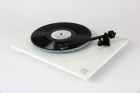 Rega Planar 2 vinylspelare med Nd3 MM-pickup, pianovit Rega Planar 2 vinylspelare med Nd3 MM-pickup, pianovit