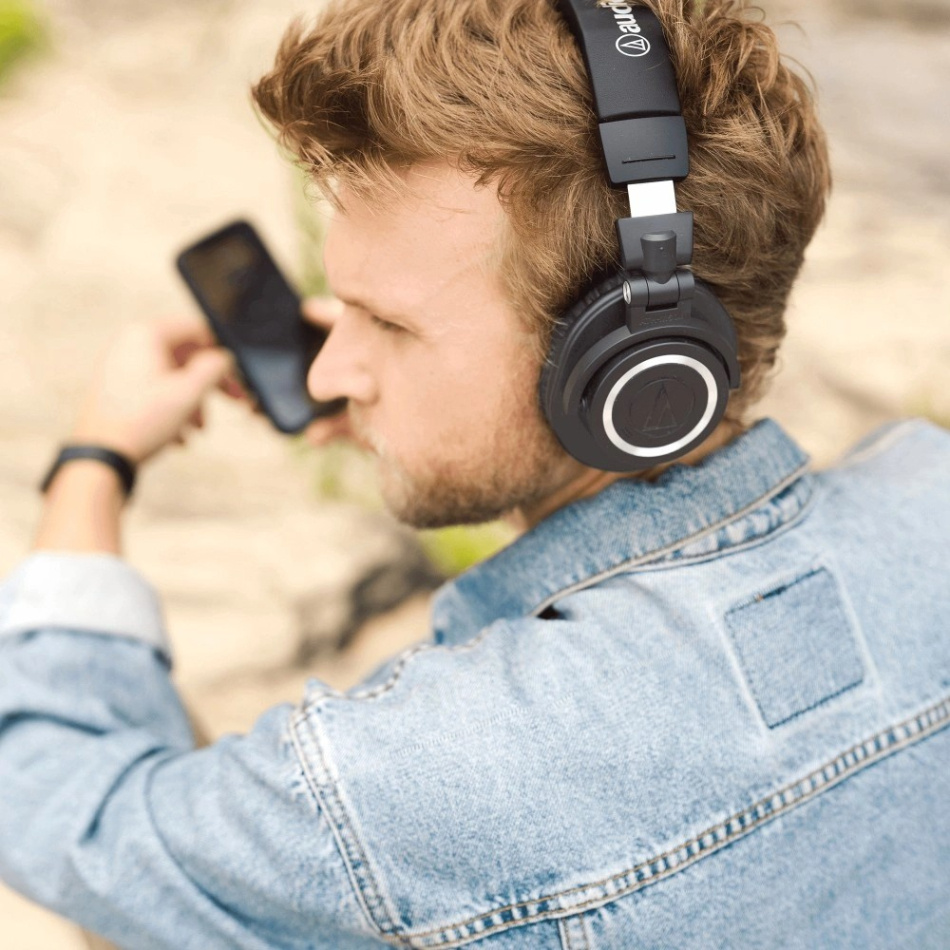 Audio Technica ATH-M50xBT2 trådlösa over-ear hörlurar, svart