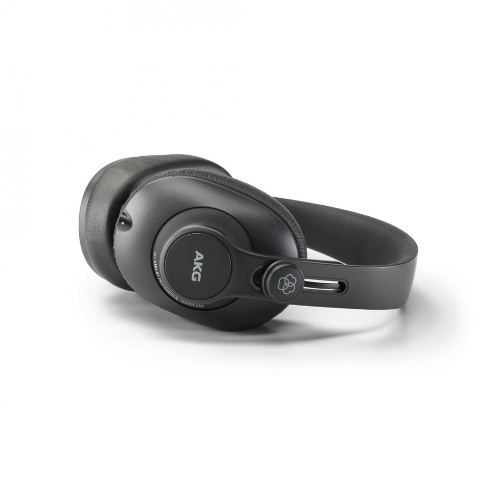 AKG K361 BT slutna over-ear hörlurar med Bluetooth