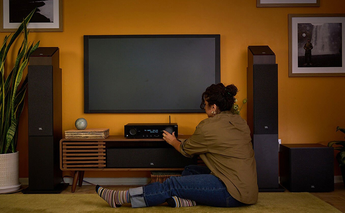 JBL MA510 hemmabioförstärkare 5.2 med HDMI & Nätverksstreaming, svart