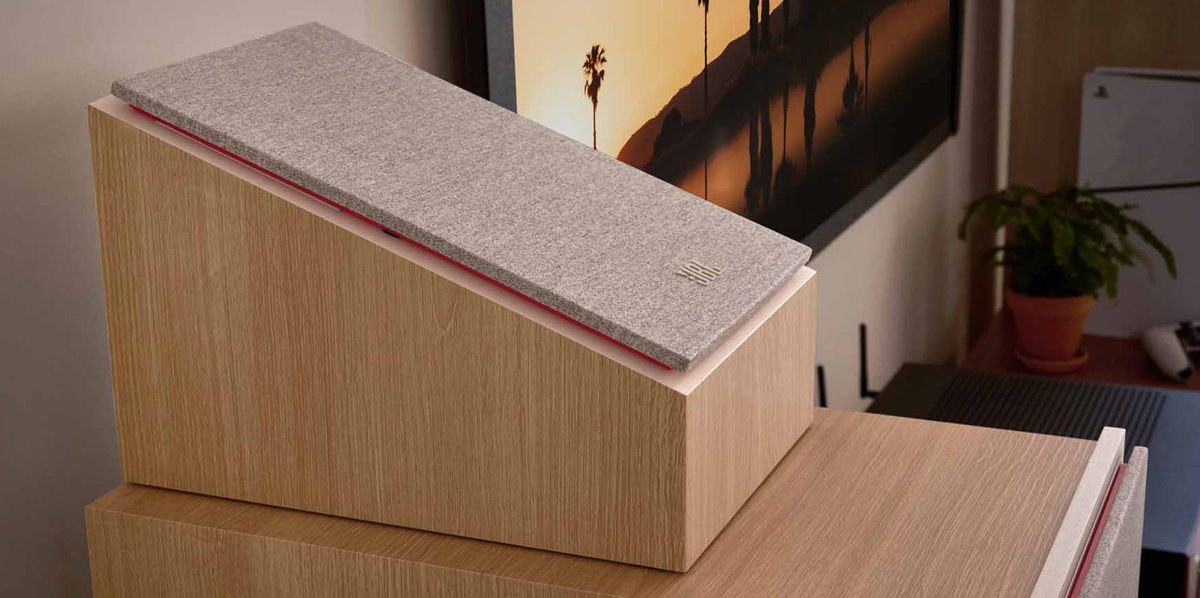 JBL Stage 240H Dolby Atmos/Surroundhögtalare, latte par