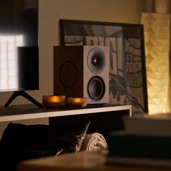 Cambridge Audio L/R M aktiva stereohögtalare med nätverk & HDMI eARC, valnöt par