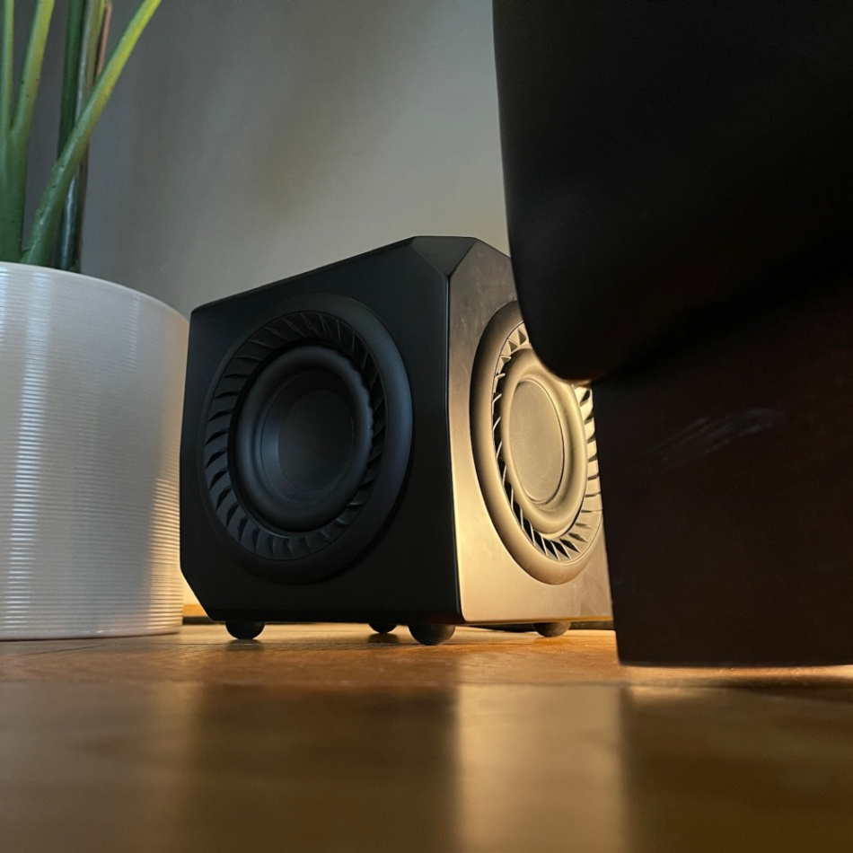 Lithe Audio Wireless Micro Subwoofer, trådlös aktiv baslåda med AirPlay 2 & Chromecast