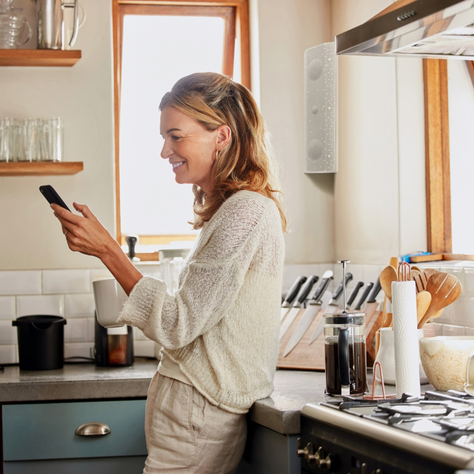 Lithe Audio iO1 Active vädertålig vägghögtalare med nätverk, styck vit