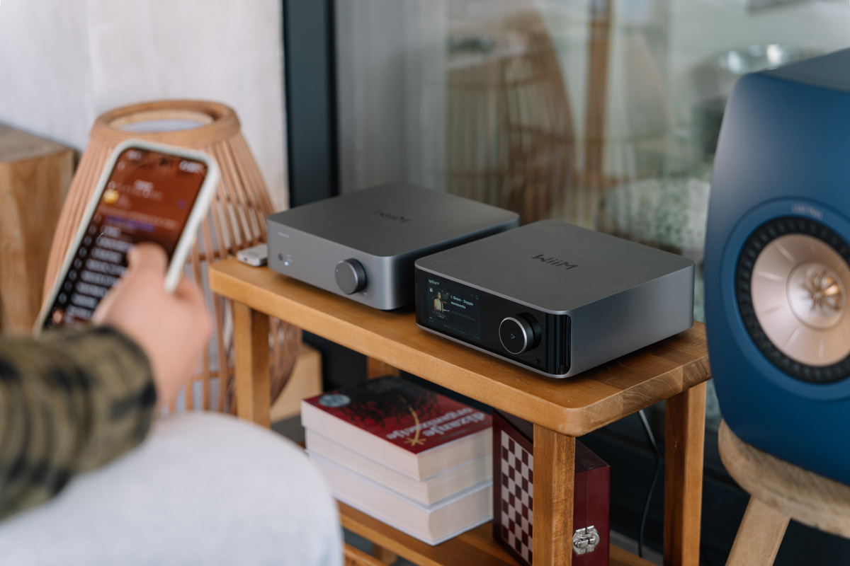 WiiM Vibelink Amp stereoförstärkare med DAC, mörkgrå Returexemplar