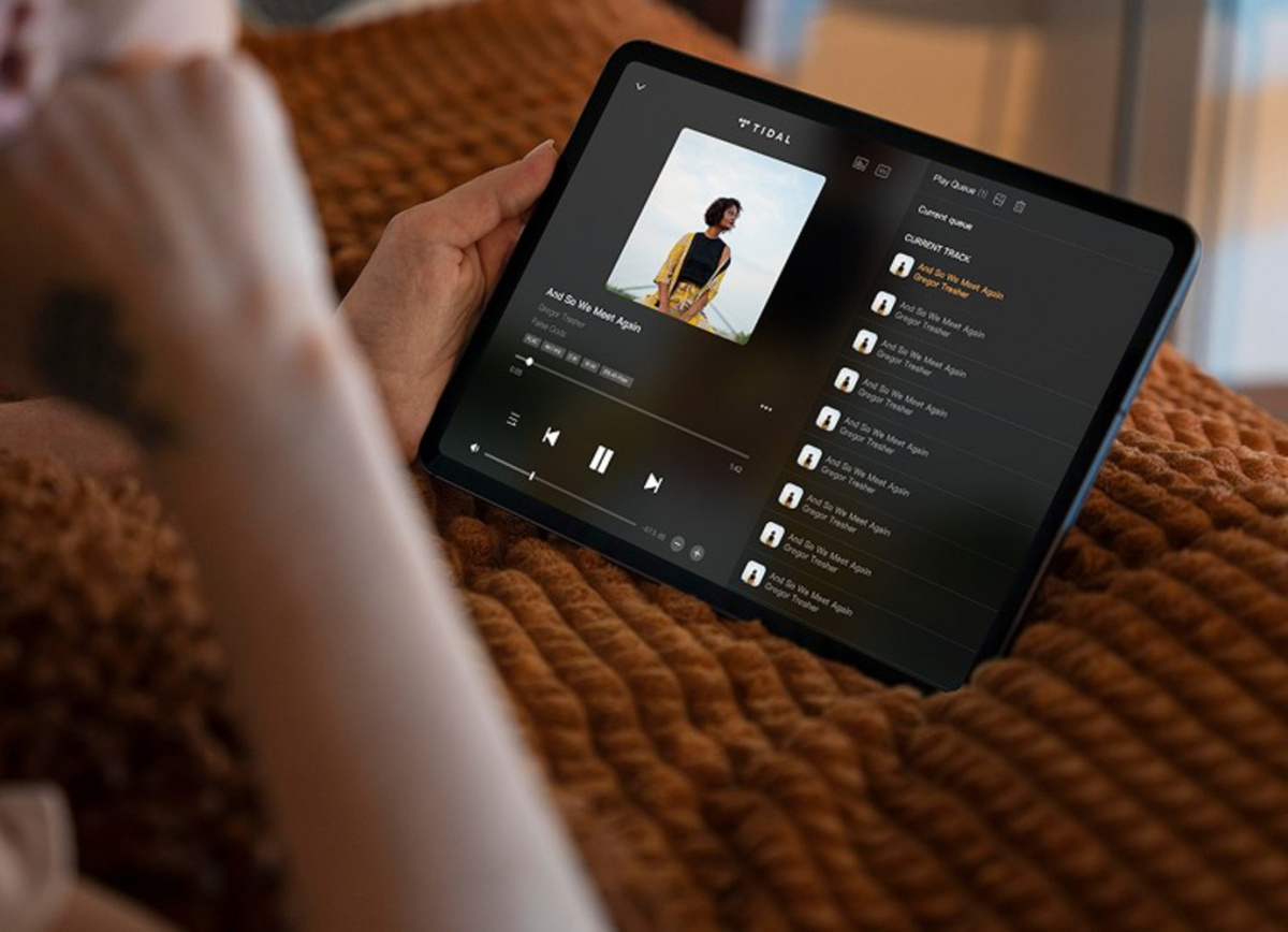 Eversolo Play CD kompakt streamingförstärkare med DAC & CD-spelare