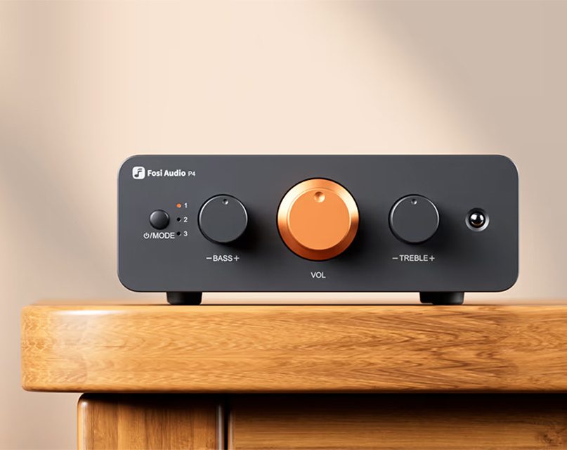 Fosi Audio P4 kompakt försteg med tonkontroller