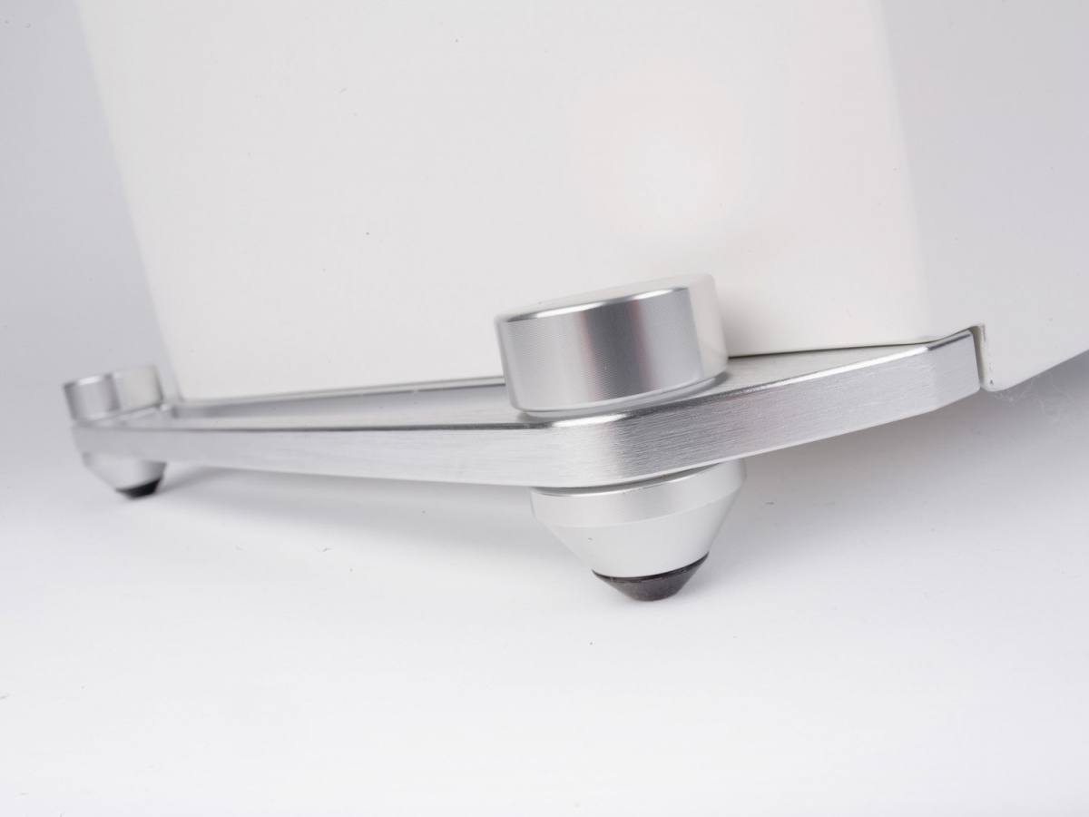 Heco Celan Revolution 9, golvhögtalare mattvitt par