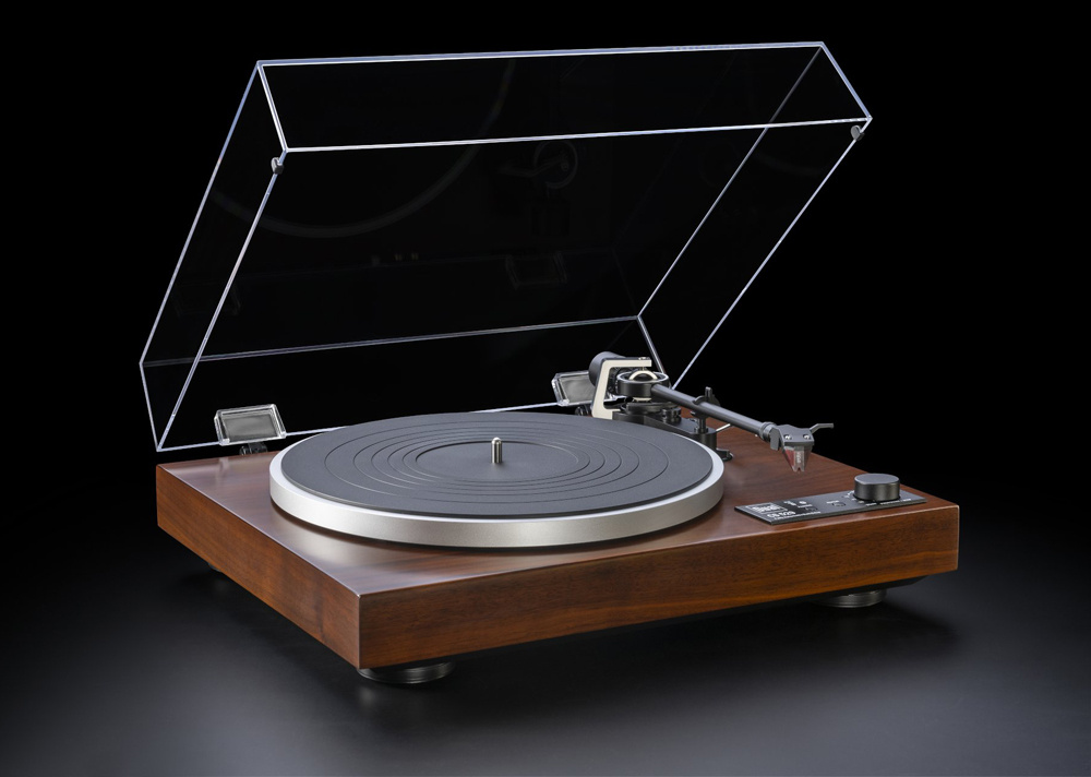 Dual CS-529 helautomatisk skivspelare med Bluetooth & Ortofon 2M Red, valnöt