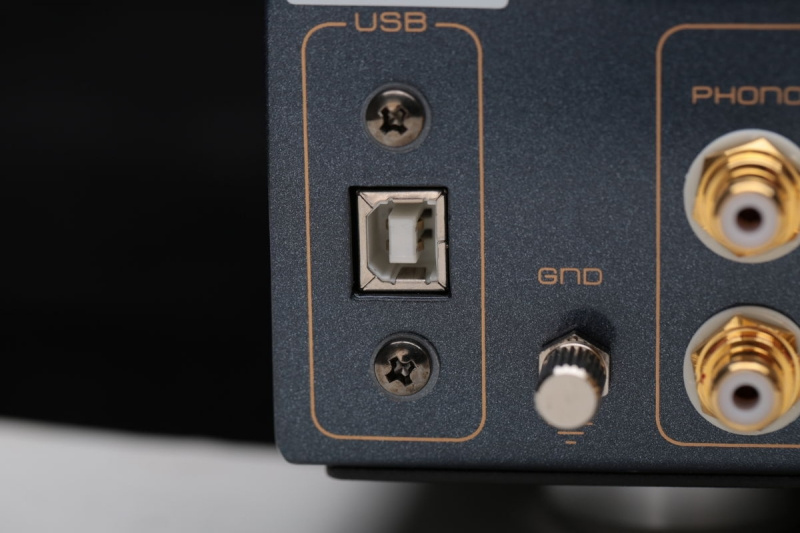 Cayin CS-55A rörförstärkare med EL34 & RIAA-steg, silver