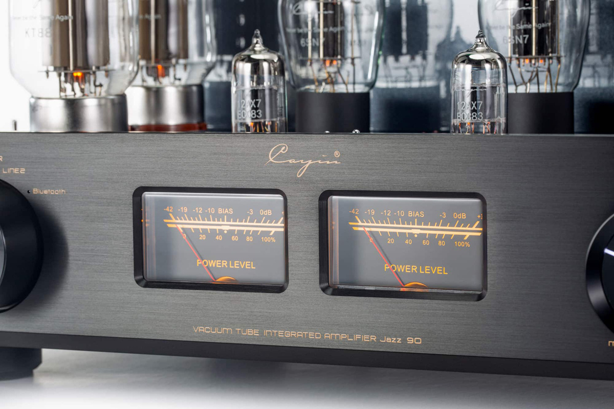Cayin Jazz 90 rörförstärkare med KT88 & Bluetooth, svart
