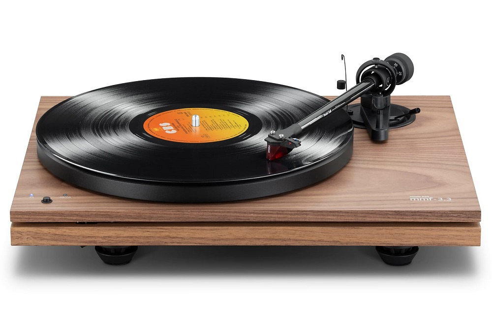 Music Hall MMF 3.3 vinylspelare med Ortofon 2M Red, valnöt
