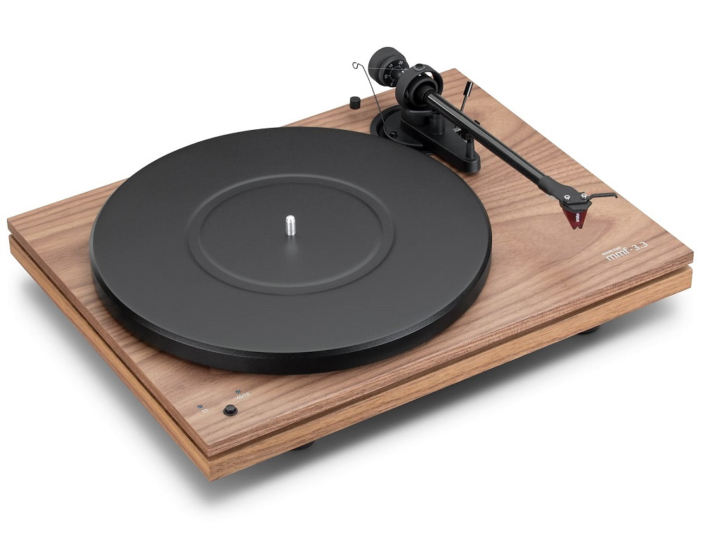 Music Hall MMF 3.3 vinylspelare med Ortofon 2M Red, valnöt