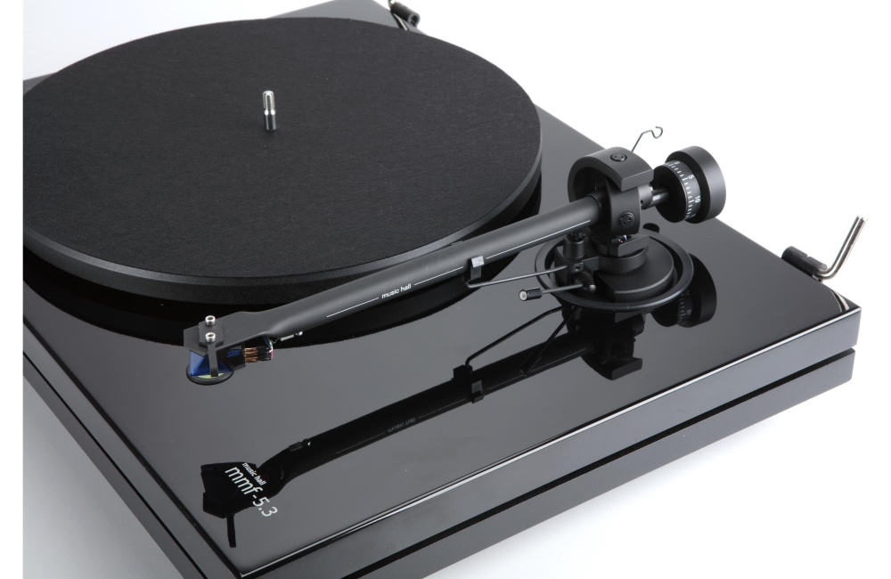 Music Hall MMF 5.3 vinylspelare med Ortofon 2M Blue-pickup, svart