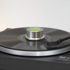 Dynavox PST260 skivpuck med Libelle för skivspelare, silver Dynavox PST260 skivpuck med Libelle för skivspelare, silver