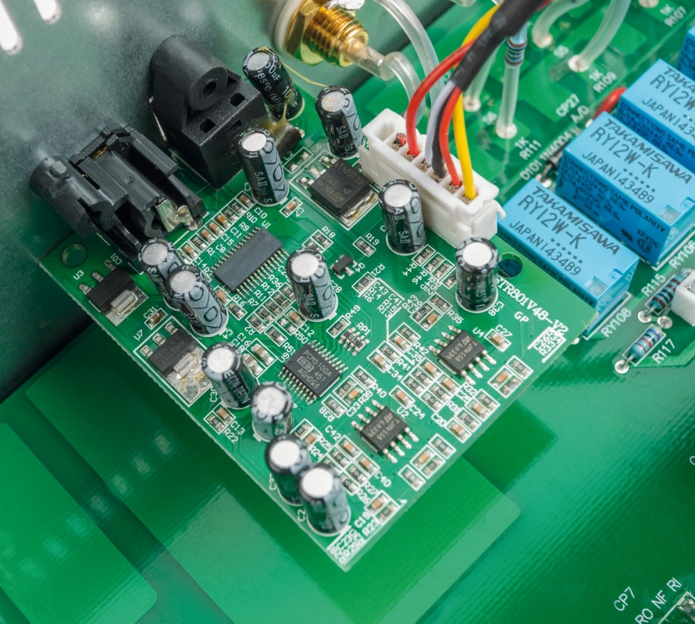 Vincent SP-T700 rörbestyckat monoblock, svart