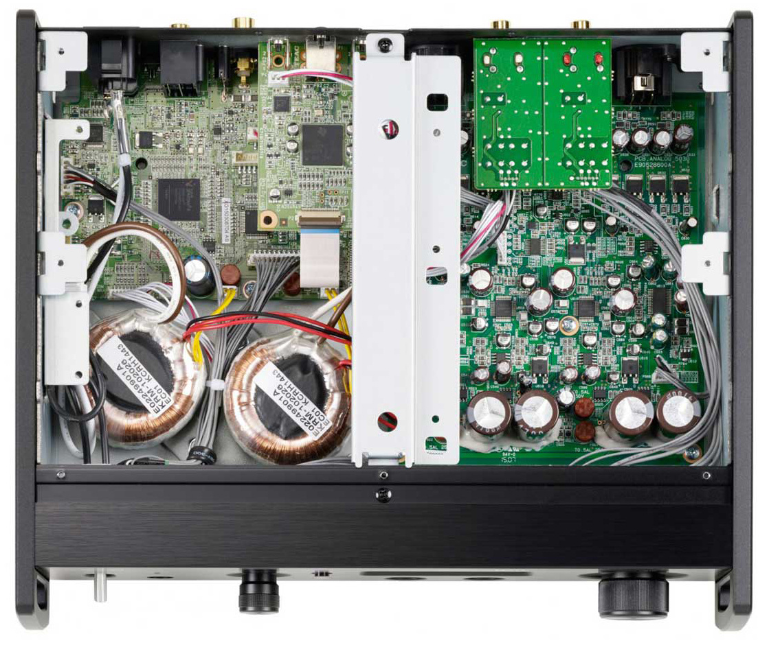 Teac UD-505 DAC med hörlursförstärkare, svart