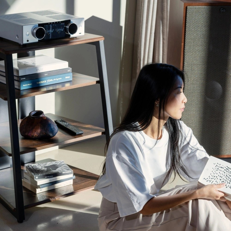 Onkyo Muse Y-40 streamingförstärkare med HDMI & Phono, silver