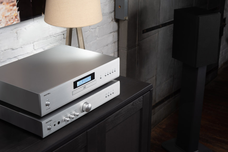 Rotel A10 MKII stereoförstärkare med RIAA-steg, silver