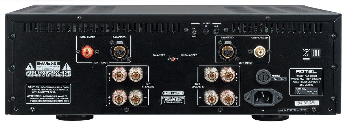 Rotel RB1582 mkII stereoslutsteg med XLR, svart