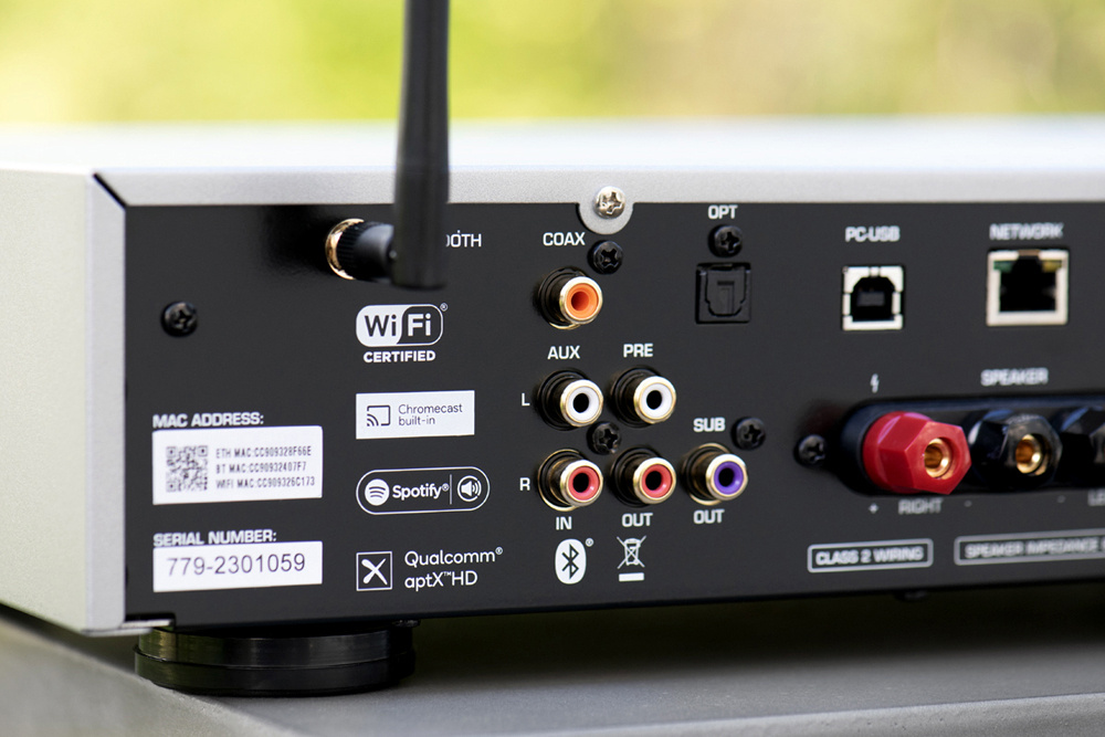 Rotel S14 stereoförstärkare med DAC, Chromecast & AirPlay 2, silver