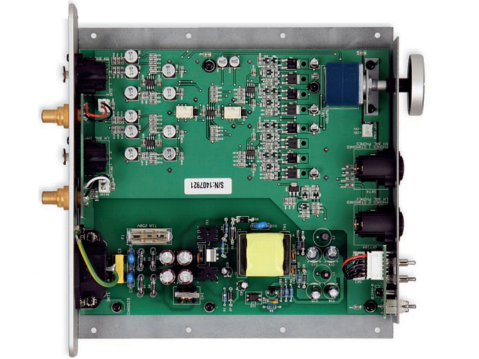 Musical Fidelity MX-HPA hörlursförstärkare med XLR ut, svart