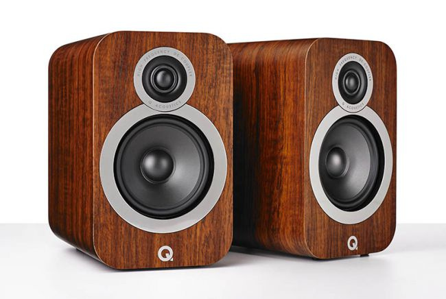 Q Acoustics 3020i stativhögtalare, valnöt par