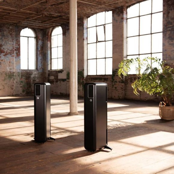 Q Acoustics QActive 400 aktiva stereohögtalare, mattsvart par