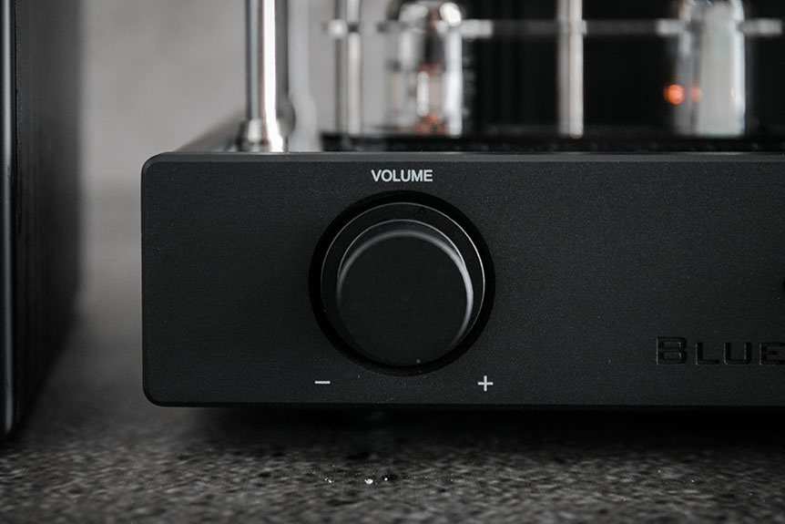 Blue Aura V32 rörförstärkare med Bluetooth