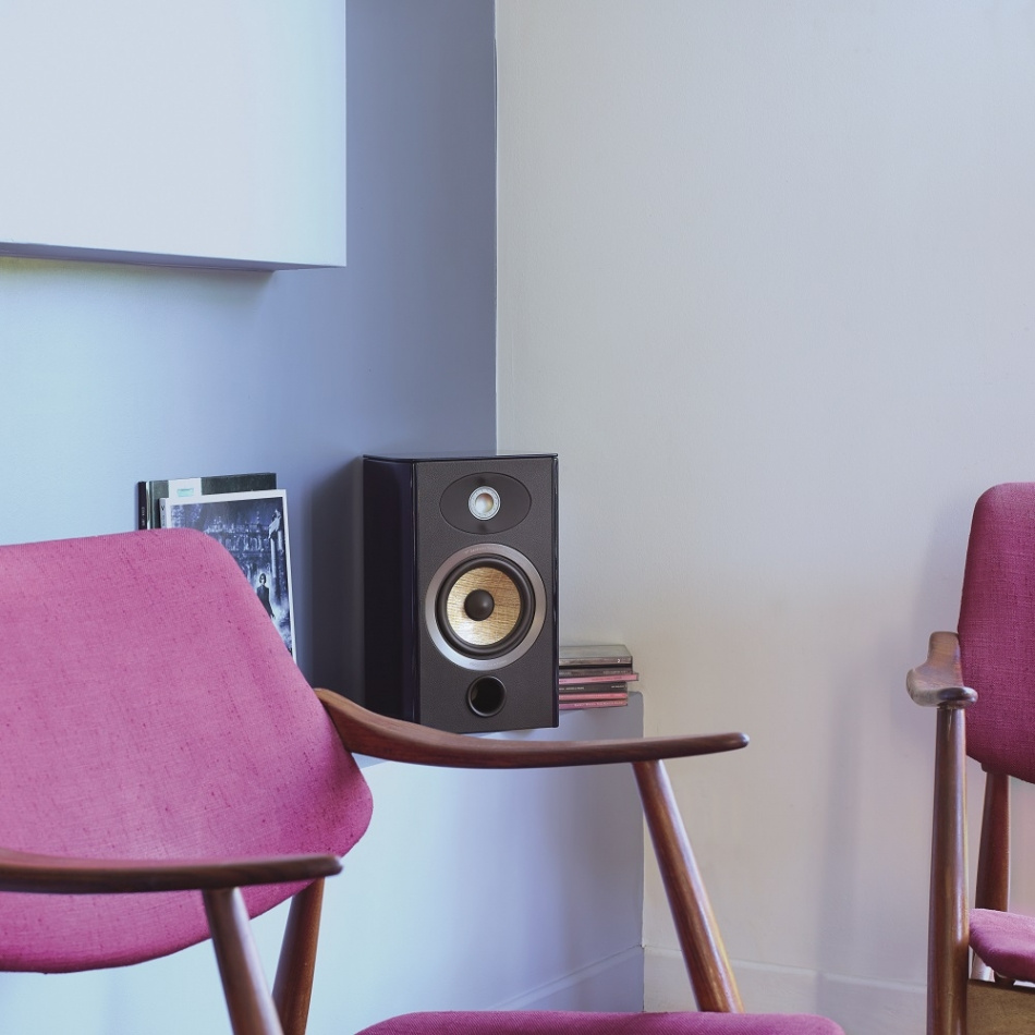 Focal Aria 905 stativhögtalare, pianosvart par UTFÖRSÄLJNING