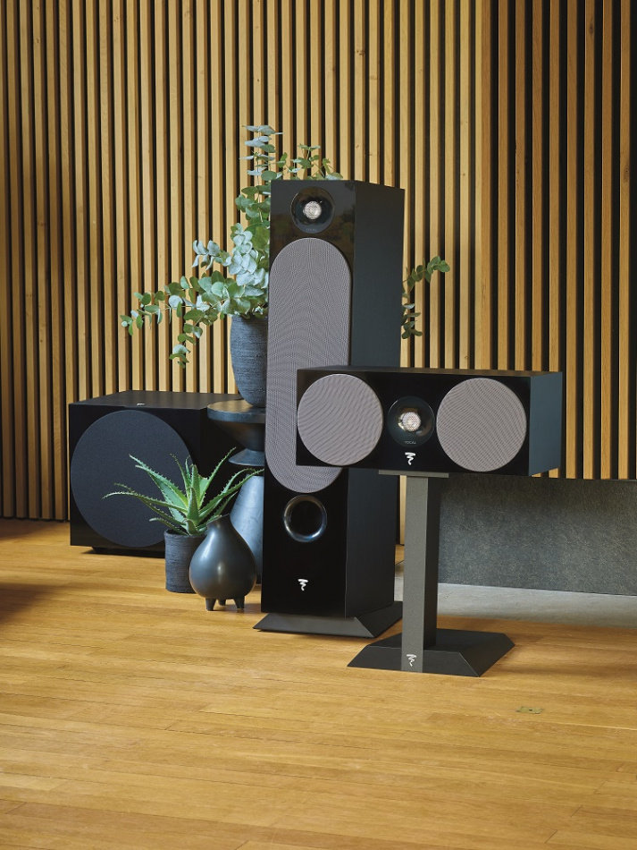 Focal Chora Center, svart