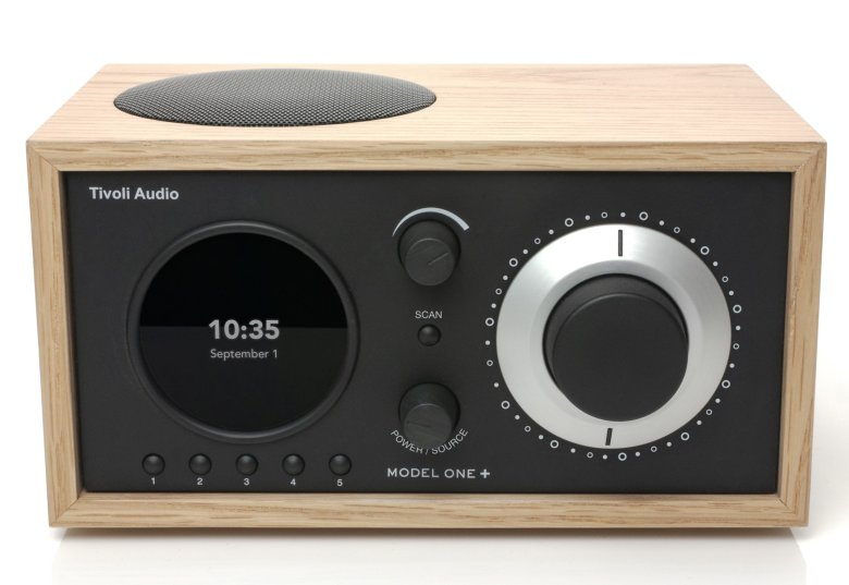 Tivoli Audio Model One+ DAB/FM-radio med Bluetooth, ek/svart