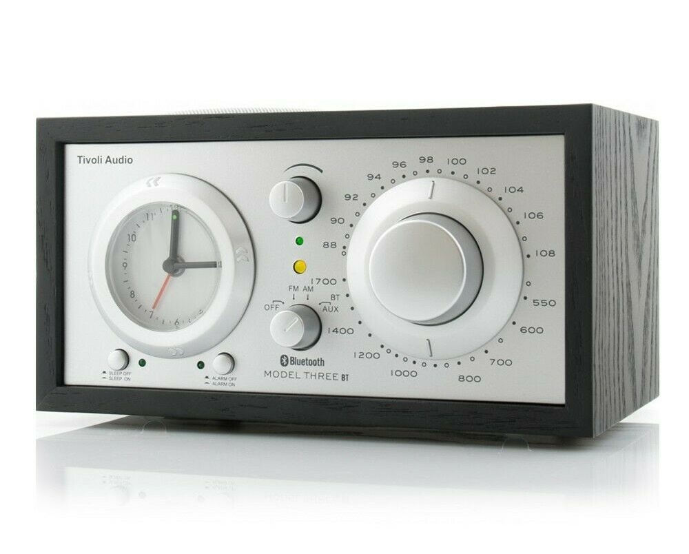 Tivoli Audio Model Three BT USB, bordsradio med Bluetooth svart/silver