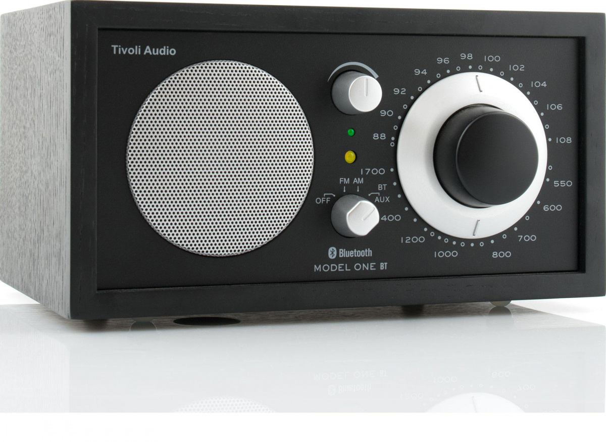 Tivoli Audio Model One BT, bordsradio med Bluetooth svart/svart