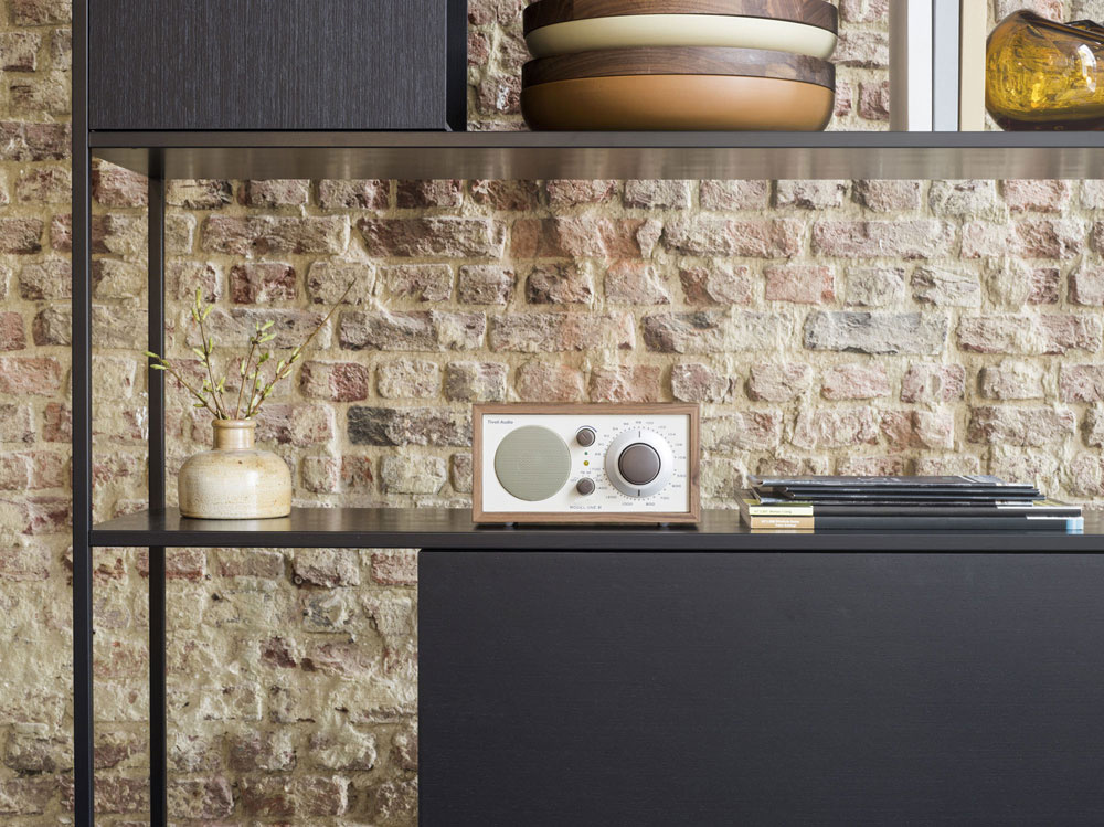 Tivoli Audio Model One, FM-bordsradio körsbär/silver