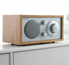 Tivoli Audio Model One, FM-bordsradio körsbär/silver Tivoli Audio Model One, FM-bordsradio körsbär/silver