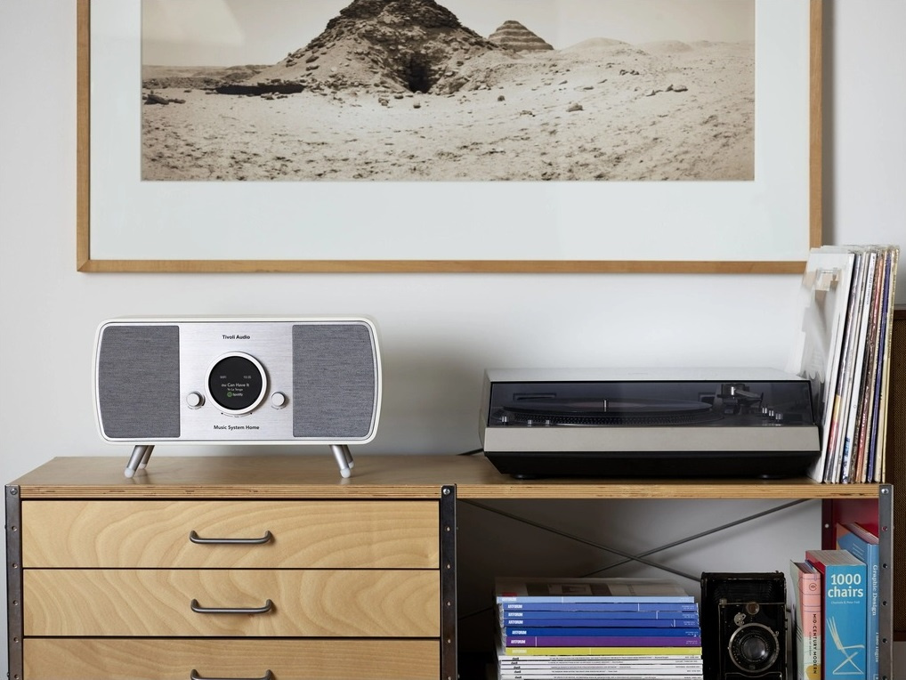 Tivoli Audio Music System Home Gen2 med Chromecast & AirPlay 2, vit