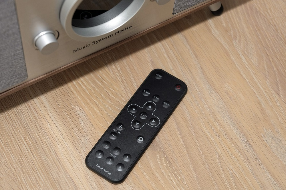 Tivoli Audio Music System Home Gen2 med Chromecast & AirPlay 2, valnöt