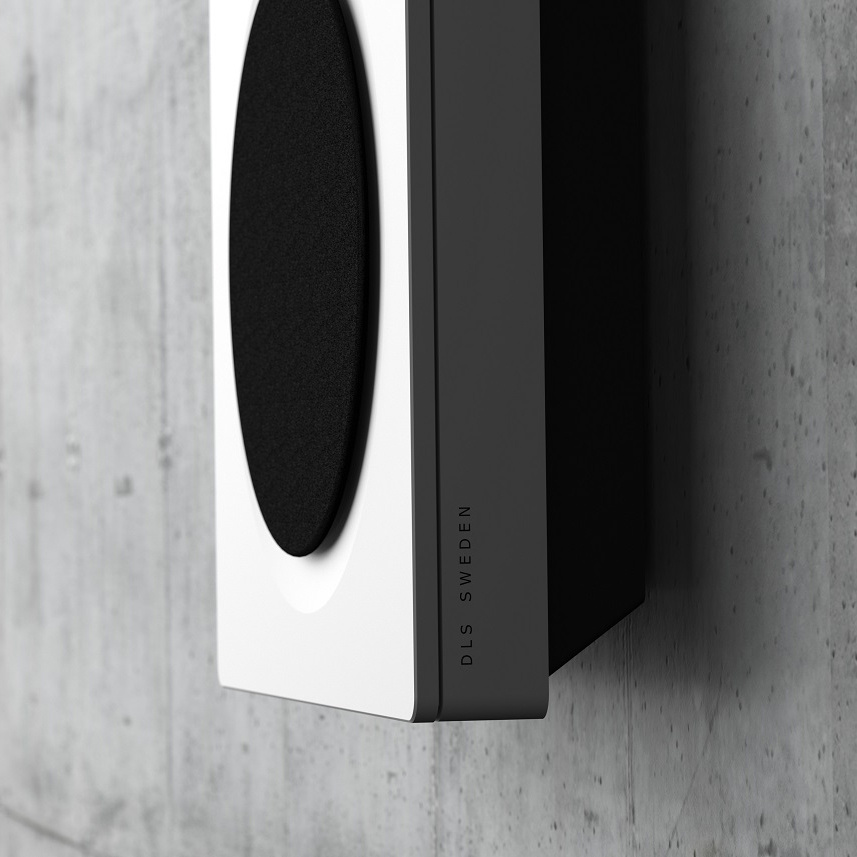 DLS Flatbox D-One vägghögtalare, pianovita Returexemplar - SÄLJES SOM ETT PAR!