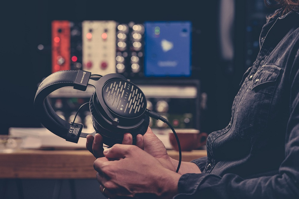 Beyerdynamic DT 1990 PRO, öppna hörlurar 250 Ohm