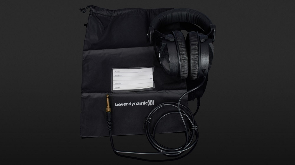 Beyerdynamic DT 770 PRO, sluten hörlur 32 Ohm
