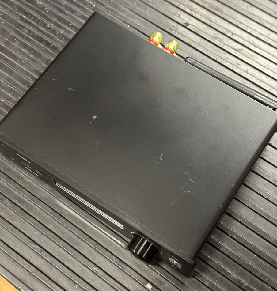 System One A50BT förstärkare med Bluetooth Returexmplar