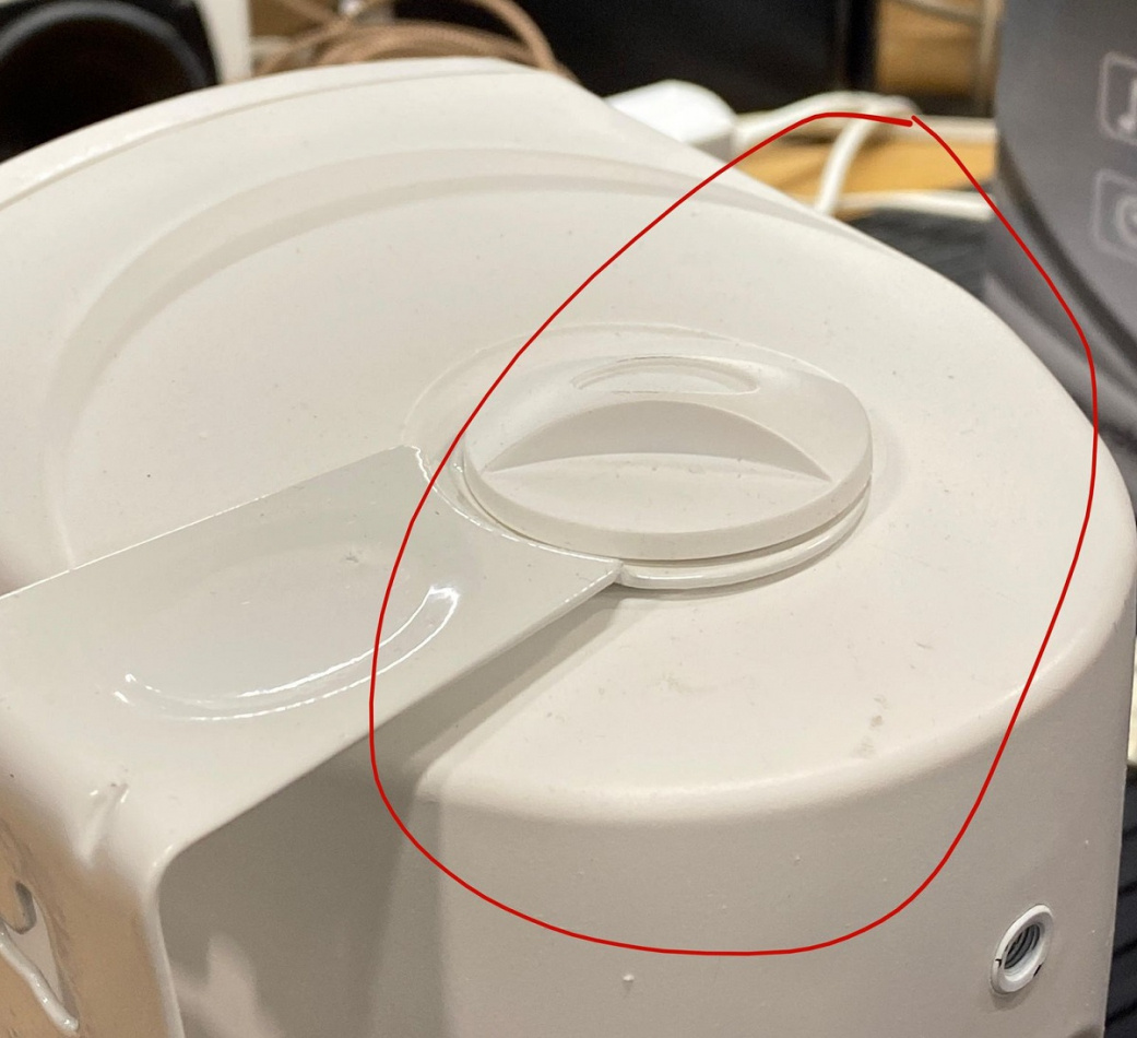 System One OD570 utomhushögtalare, vitt par Returexemplar