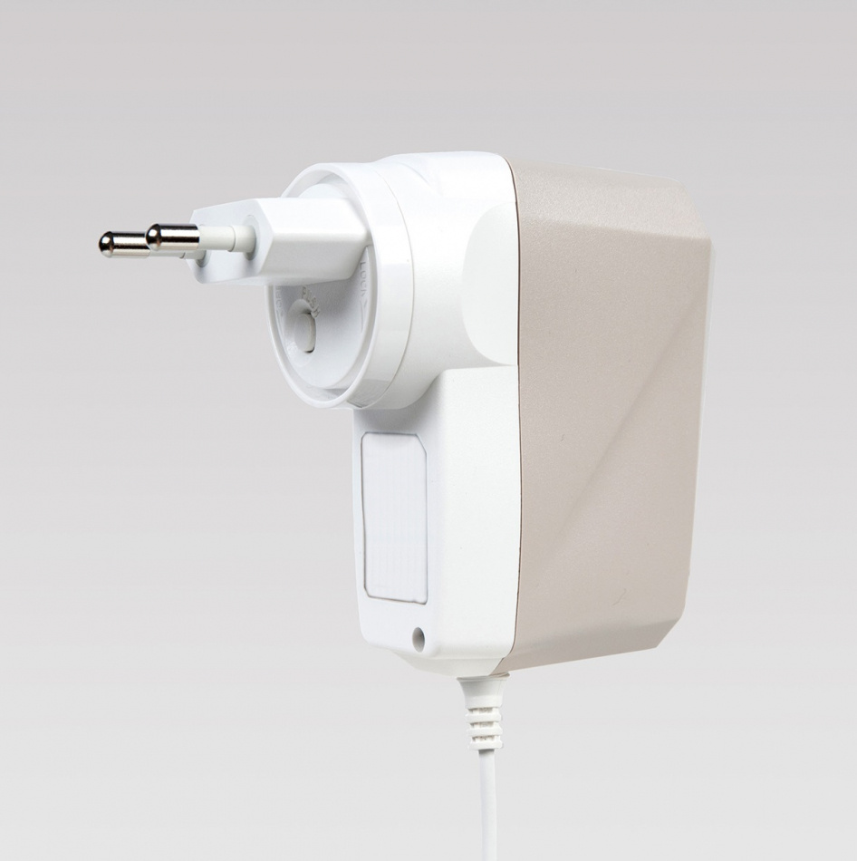 iFi Audio iPowerX nätdel, 12V / 2A