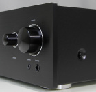 Magnat MA1000 förstärkare med rörbaserat försteg Magnat MA1000 förstärkare med rörbaserat försteg